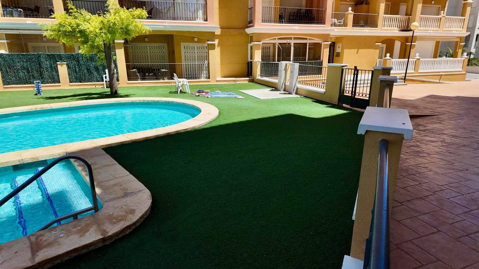 2 sovrum Takvåning till salu i Torrevieja med pool - 199 000 € (Ref: 9931317)