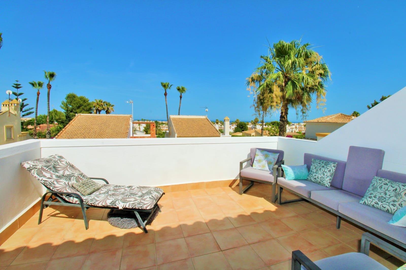 3 chambre Villa/Maison à vendre à Villamartin avec piscine - 424 900 € (Ref: 9938185)