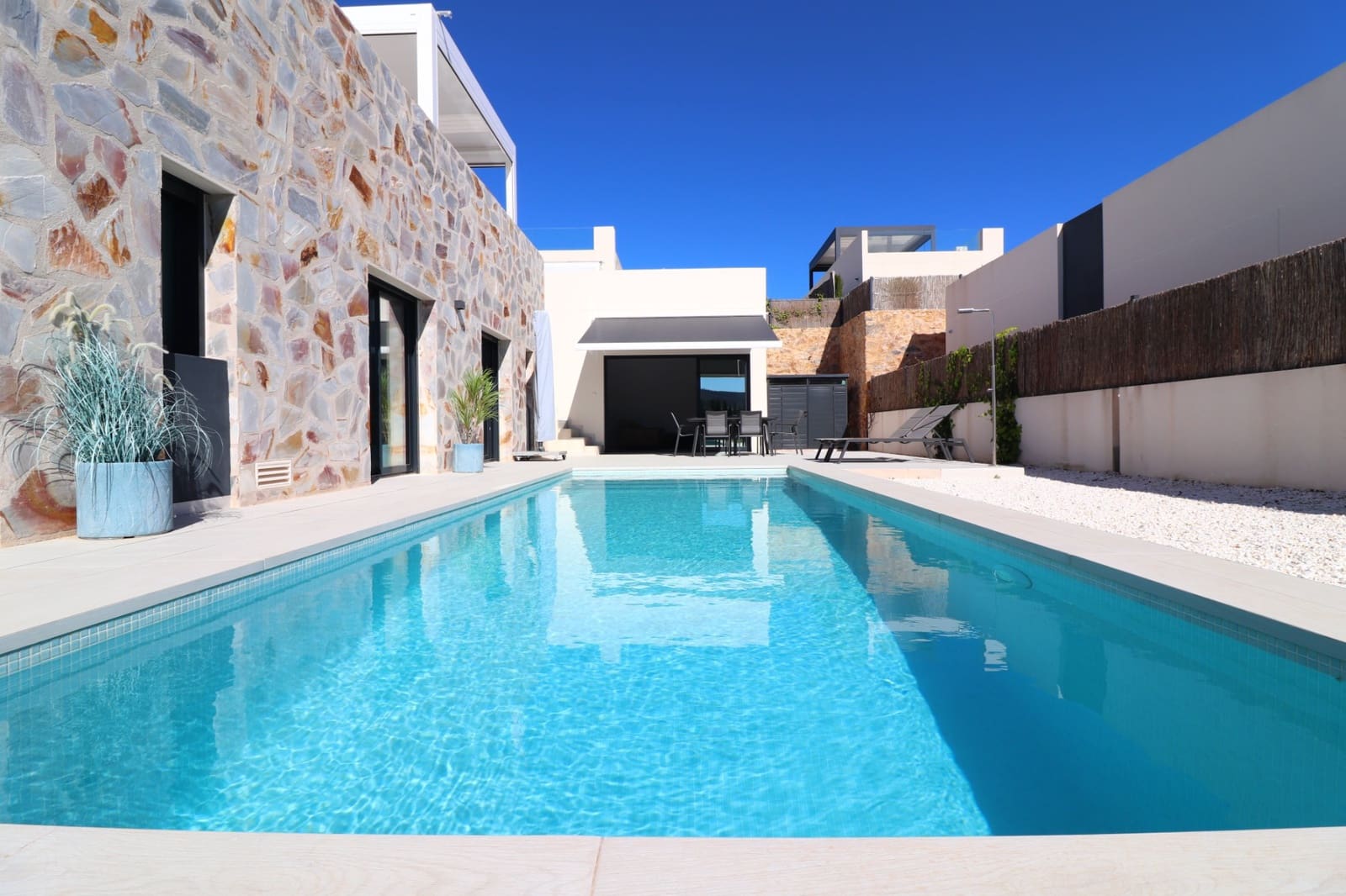 3 slaapkamer Villa te koop in Algorfa met zwembad garage - € 619.950 (Ref: 9958970)