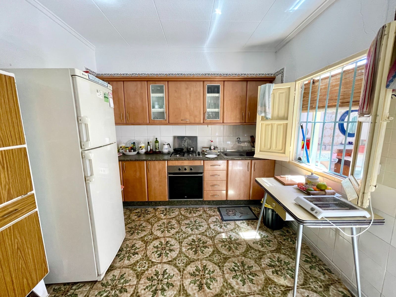 4 bedroom Townhouse for sale in Almoradi - € 150,000 (Ref: 9964815)