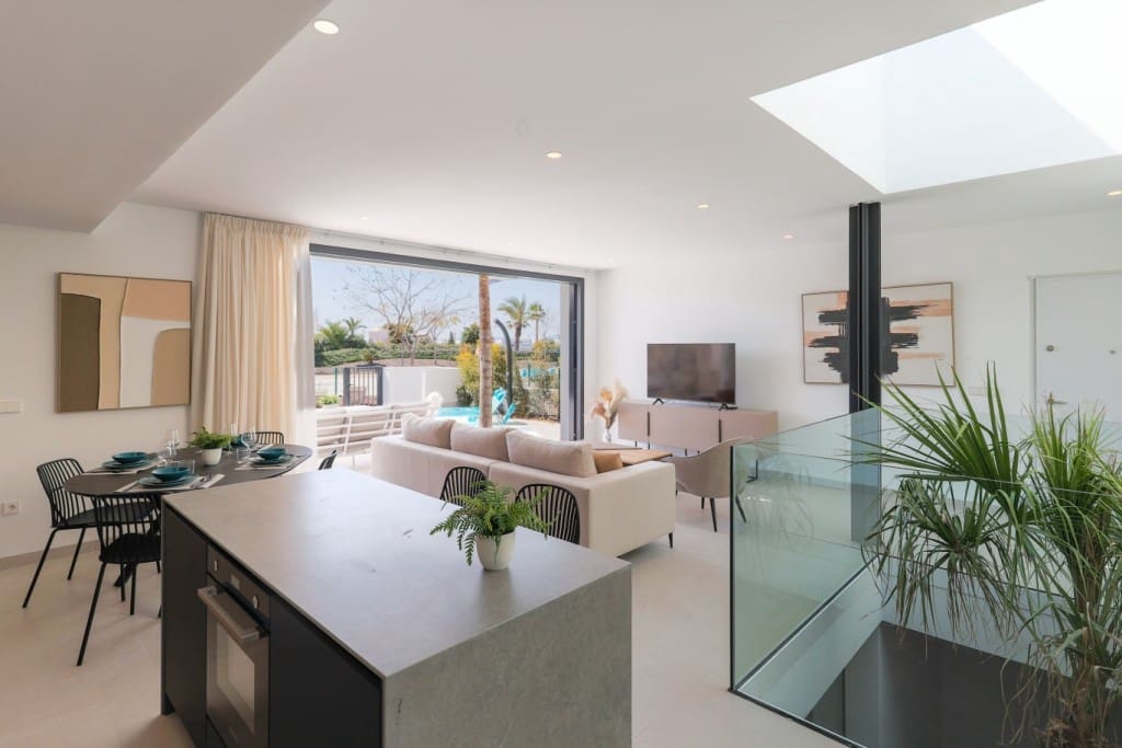 3 bedroom Villa for sale in Torre-Pacheco with pool garage - € 695,000 (Ref: 9971499)