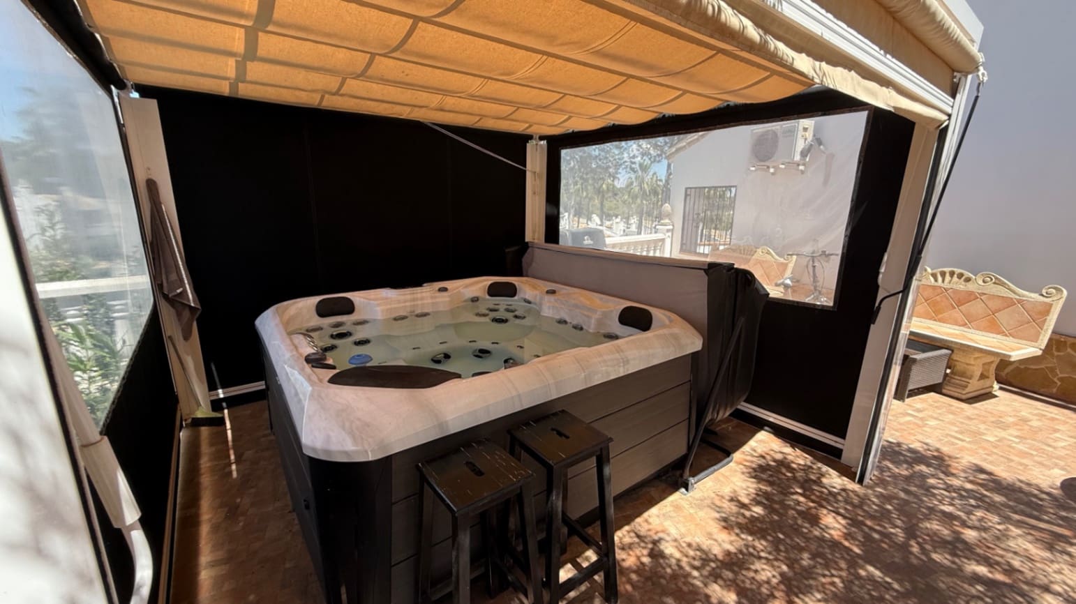4 chambre Villa/Maison à vendre à Orihuela avec piscine - 750 000 € (Ref: 9978841)