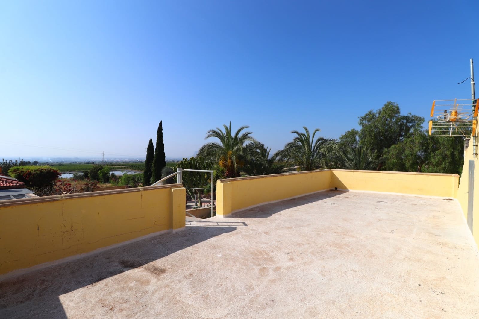 3 Zimmer Finca/Landgut zu verkaufen in Albatera mit Pool Garage - 325.000 € (Ref: 9984232)