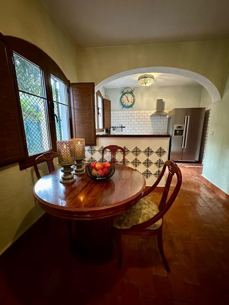 3 slaapkamer Finca/Landhuis te koop in Polop - € 295.000 (Ref: 9994242)