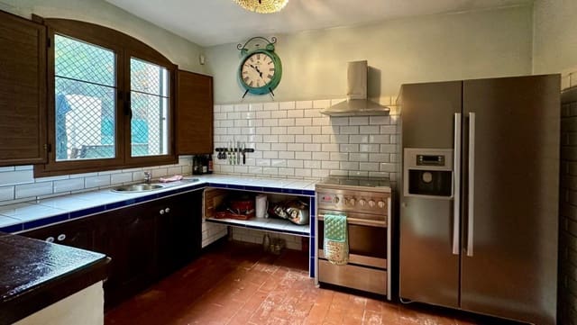 3 slaapkamer Finca/Landhuis te koop in Polop - € 295.000 (Ref: 9994242)