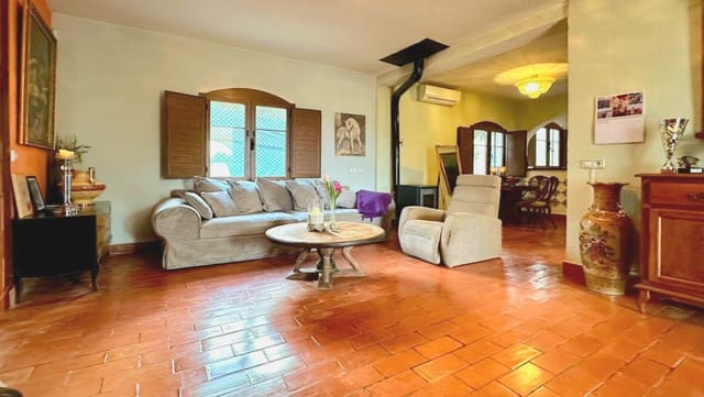 3 slaapkamer Finca/Landhuis te koop in Polop - € 295.000 (Ref: 9994242)