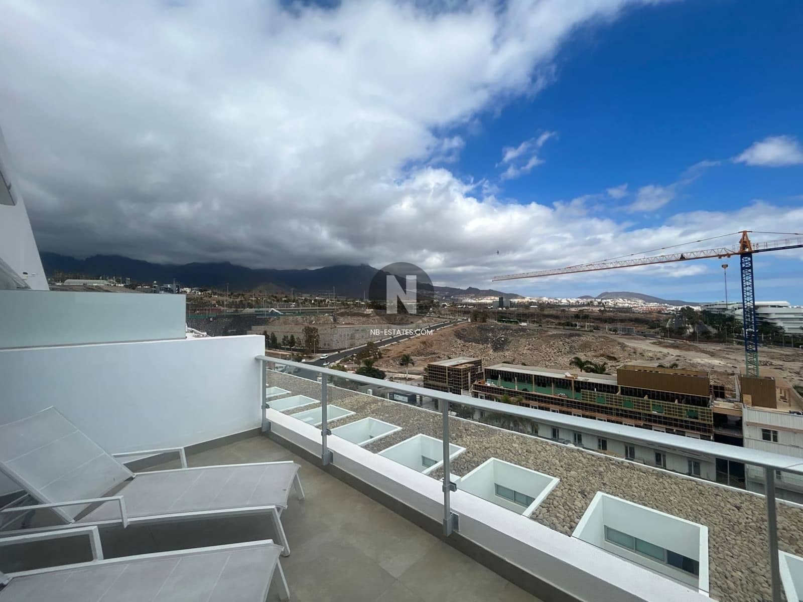 2 Zimmer Penthouse zu verkaufen in La Caleta Adeje mit Pool Garage - 1.590.000 € (Ref: 10000474)