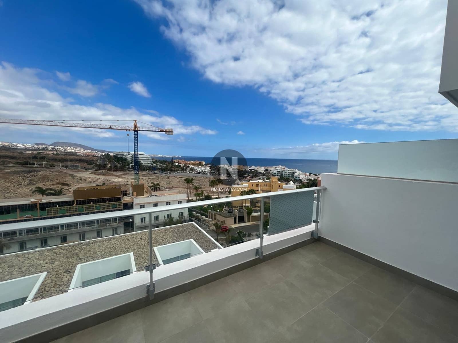 2 Zimmer Penthouse zu verkaufen in La Caleta Adeje mit Pool Garage - 1.590.000 € (Ref: 10000474)