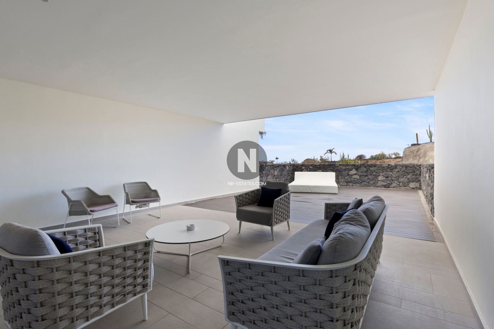 2 slaapkamer Flat te koop in La Caleta Adeje met zwembad - € 1.700.000 (Ref: 10005994)