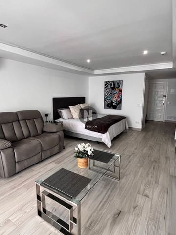 Lejlighed til salg i Los Cristianos, Arona med swimmingpool - € 199.000 (Ref: 10006072)