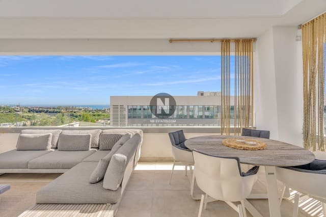 Ático de 2 habitaciones en La Concha - Resina Golf, Estepona en venta con piscina garaje - 510.000 € (Ref: 10014165)