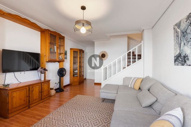 3 camera da letto Villa in vendita in El Medano, Granadilla de Abona con piscina garage - 555.000 € (Rif: 10016297)