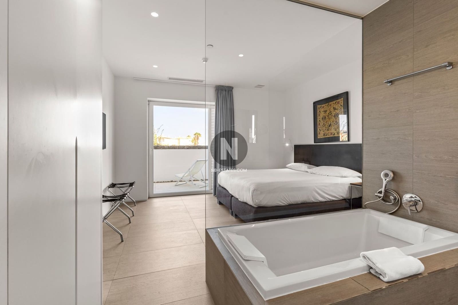 2 slaapkamer Flat te koop in Costa Adeje met zwembad garage - € 995.000 (Ref: 10018166)