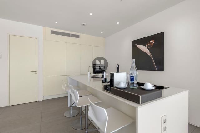 2 slaapkamer Flat te koop in Costa Adeje, Adeje met zwembad garage - € 995.000 (Ref: 10018166)