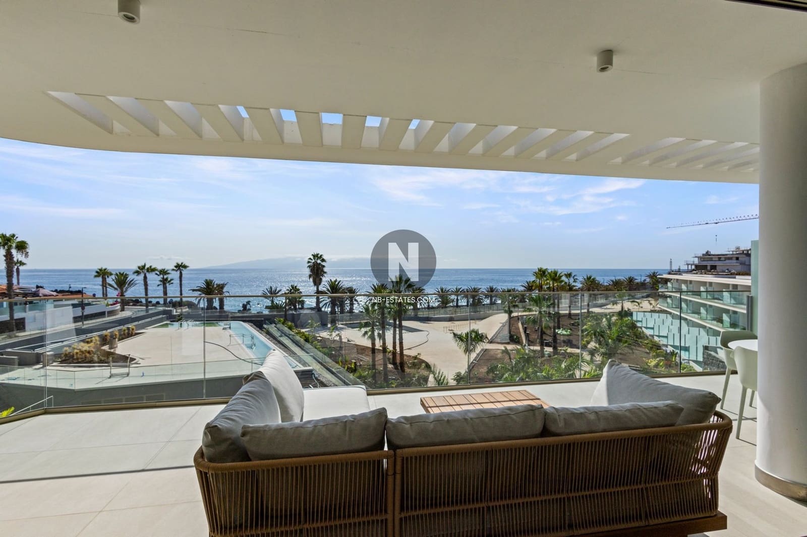 3 bedroom Flat for sale in Playa San Juan with pool garage - € 1,450,000 (Ref: 10024873)