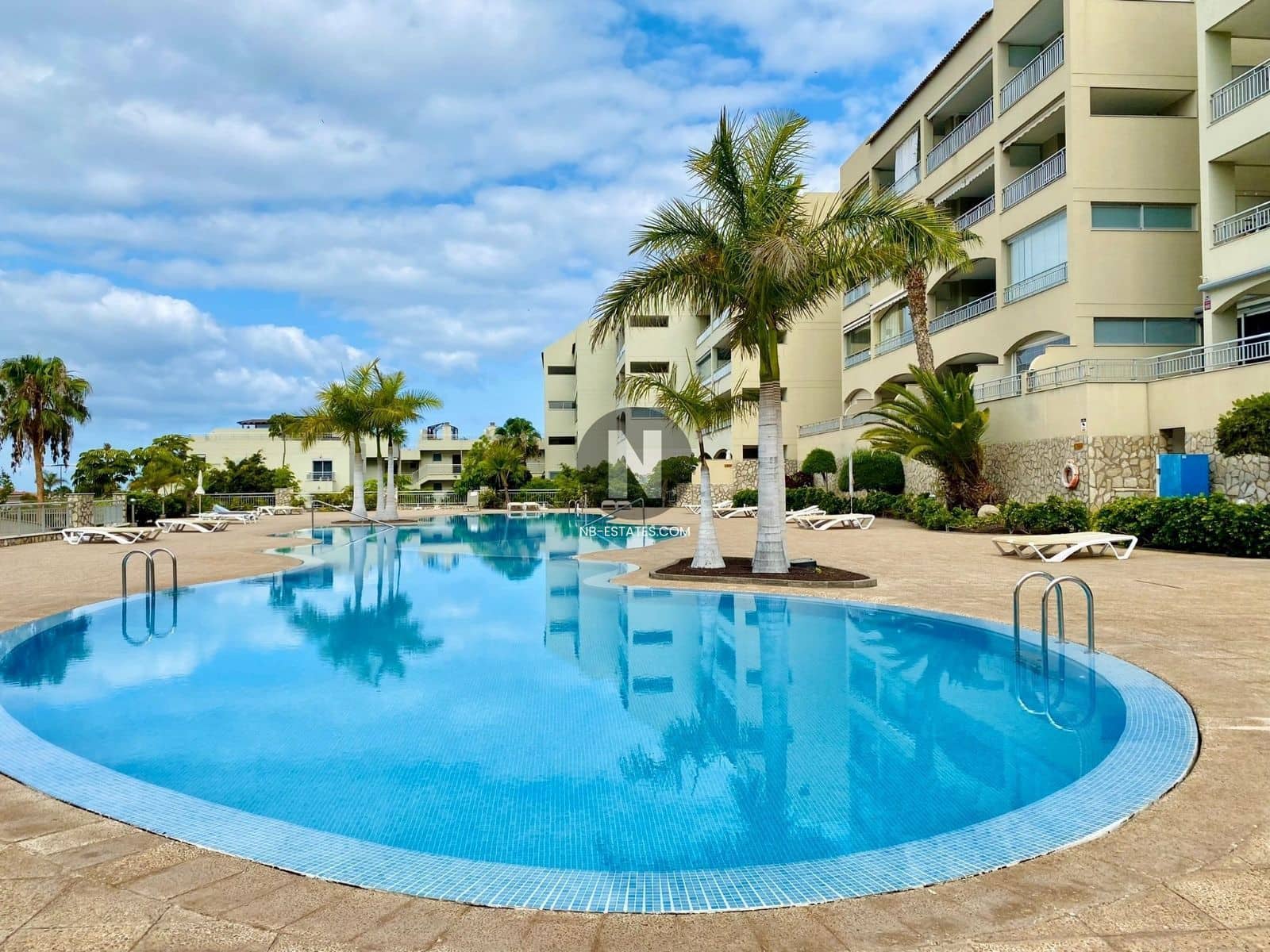 1 bedroom Flat for sale in Palm-Mar with pool - € 291,500 (Ref: 10029957)