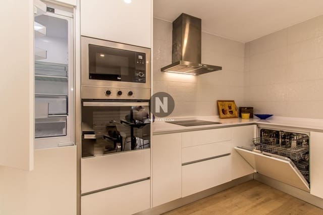 3 makuuhuone Kattohuoneisto myytävänä paikassa Palm-Mar, Arona mukana uima-altaan 
autotalli - 414 000 € (Ref: 10033284)