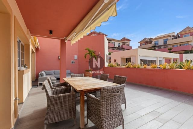 3 soverom Leilighet til salgs i Playa del Duque, Adeje med svømmebasseng - € 895 000 (Ref: 10049800)
