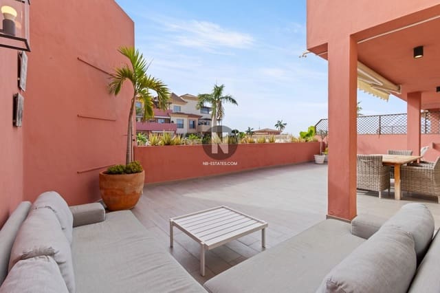 3 soverom Leilighet til salgs i Playa del Duque, Adeje med svømmebasseng - € 895 000 (Ref: 10049800)