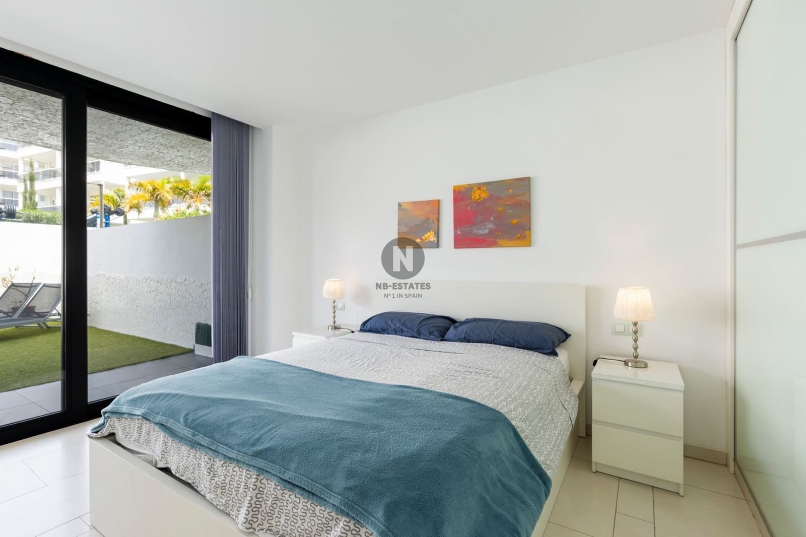 2 bedroom Flat for sale in Palm-Mar with pool garage - € 425,000 (Ref: 10054472)