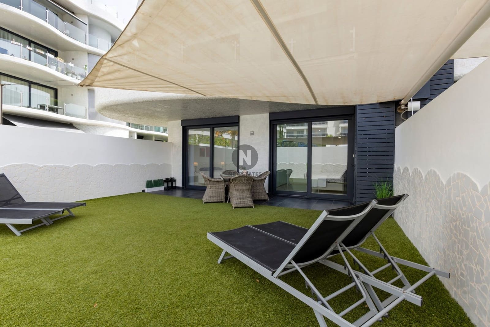 2 bedroom Flat for sale in Palm-Mar with pool garage - € 425,000 (Ref: 10054472)
