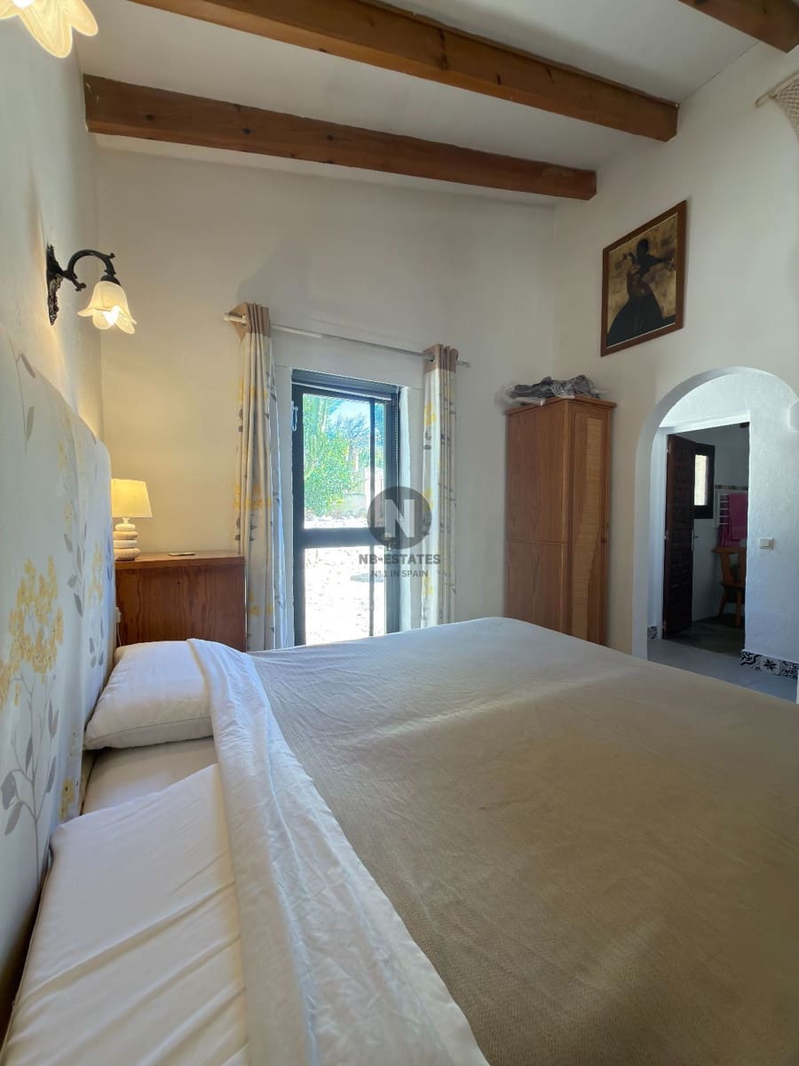 4 slaapkamer Villa te koop in Moraira met zwembad - € 795.000 (Ref: 10081492)