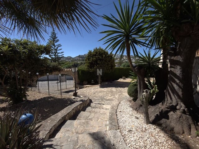 4 slaapkamer Villa te koop in Benimeit - Tabaira, Teulada-Moraira met zwembad - € 795.000 (Ref: 10081492)