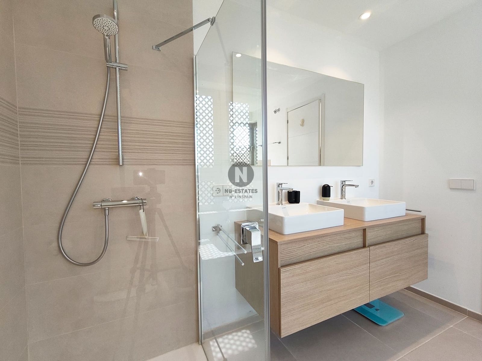 3 sypialnia Penthouse na sprzedaż w Palm-Mar z basenem garażem - 899 000 € (Ref: 10093798)