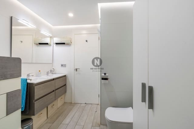 2 slaapkamer Flat te koop in Playa Paraiso, Adeje met zwembad garage - € 650.000 (Ref: 10099377)