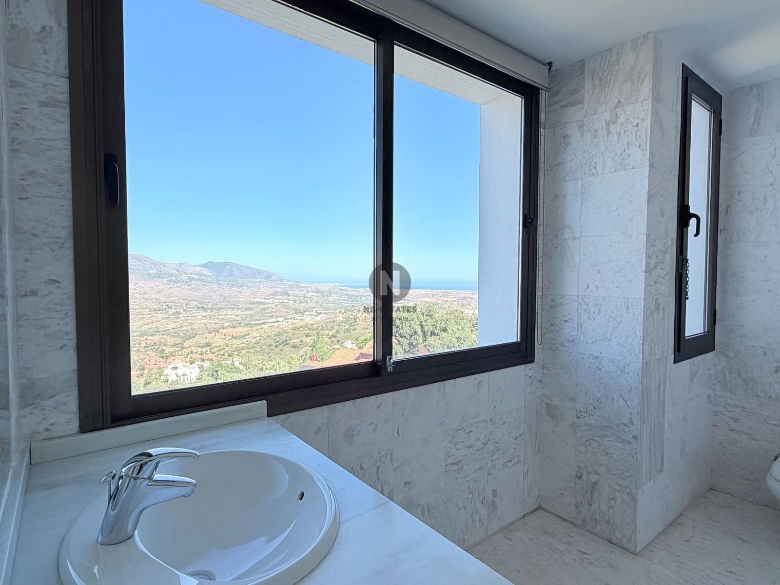 2 camera da letto Attico in vendita in Ojen con piscina garage - 635.000 € (Rif: 10111907)