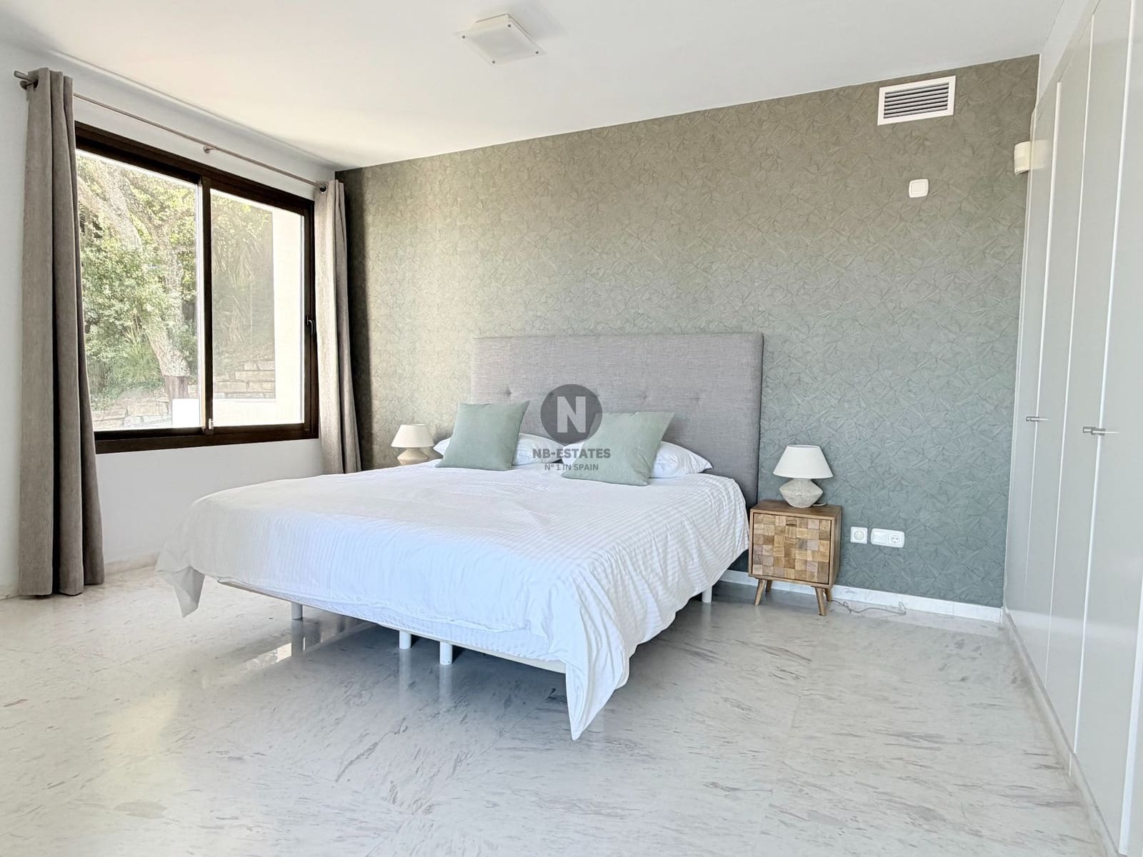 2 camera da letto Attico in vendita in Ojen con piscina garage - 635.000 € (Rif: 10111907)