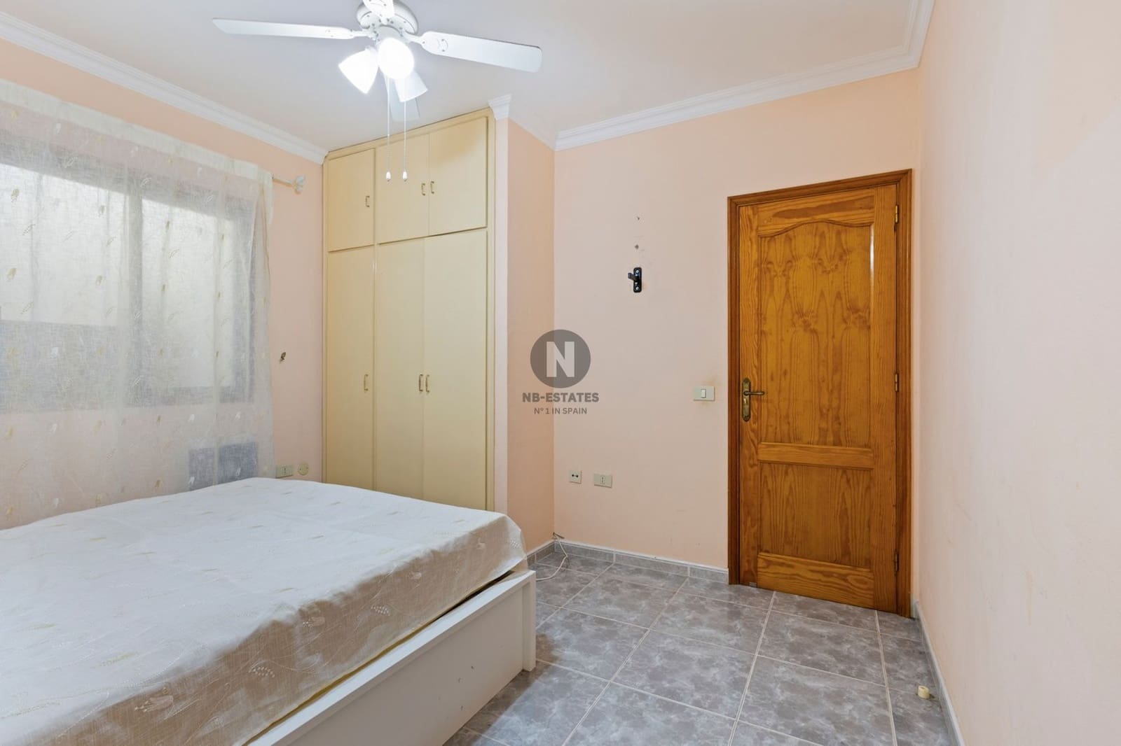 4 bedroom Flat for sale in La Caleta - € 735,000 (Ref: 10150482)