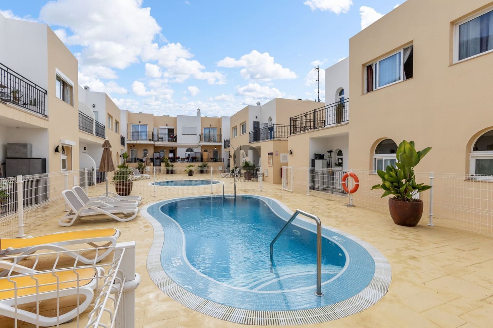 3 bedroom Townhouse for sale in Palm-Mar with pool garage - € 539,000 (Ref: 10156891)