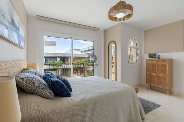 3 soverom Hus til salgs i Palm-Mar, Arona med svømmebasseng garasje - € 539 000 (Ref: 10156891)
