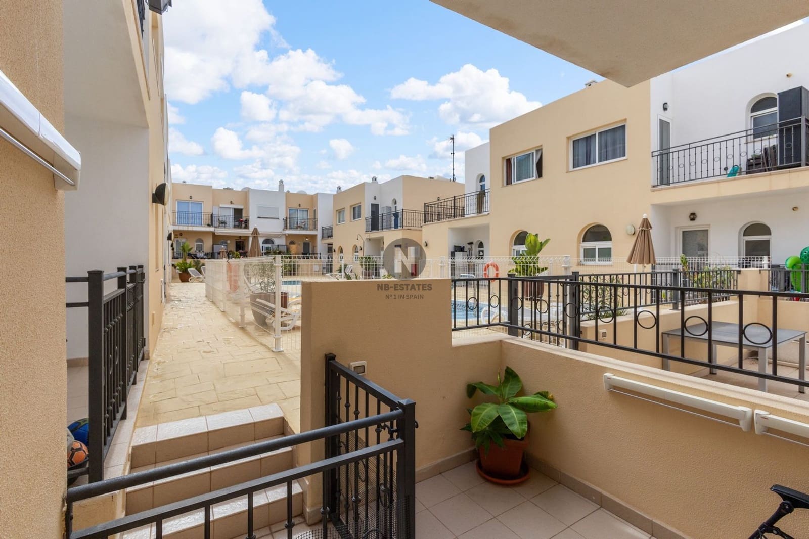 3 bedroom Townhouse for sale in Palm-Mar with pool garage - € 539,000 (Ref: 10156891)