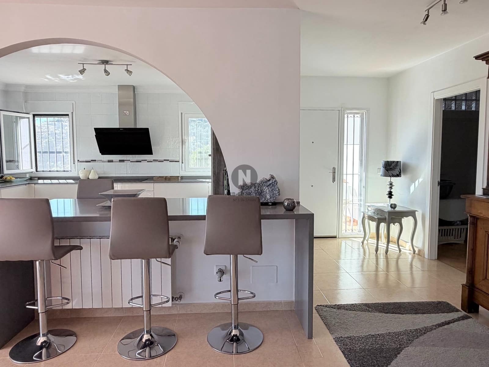 3 slaapkamer Villa te koop in Sayalonga met zwembad - € 875.000 (Ref: 10160445)