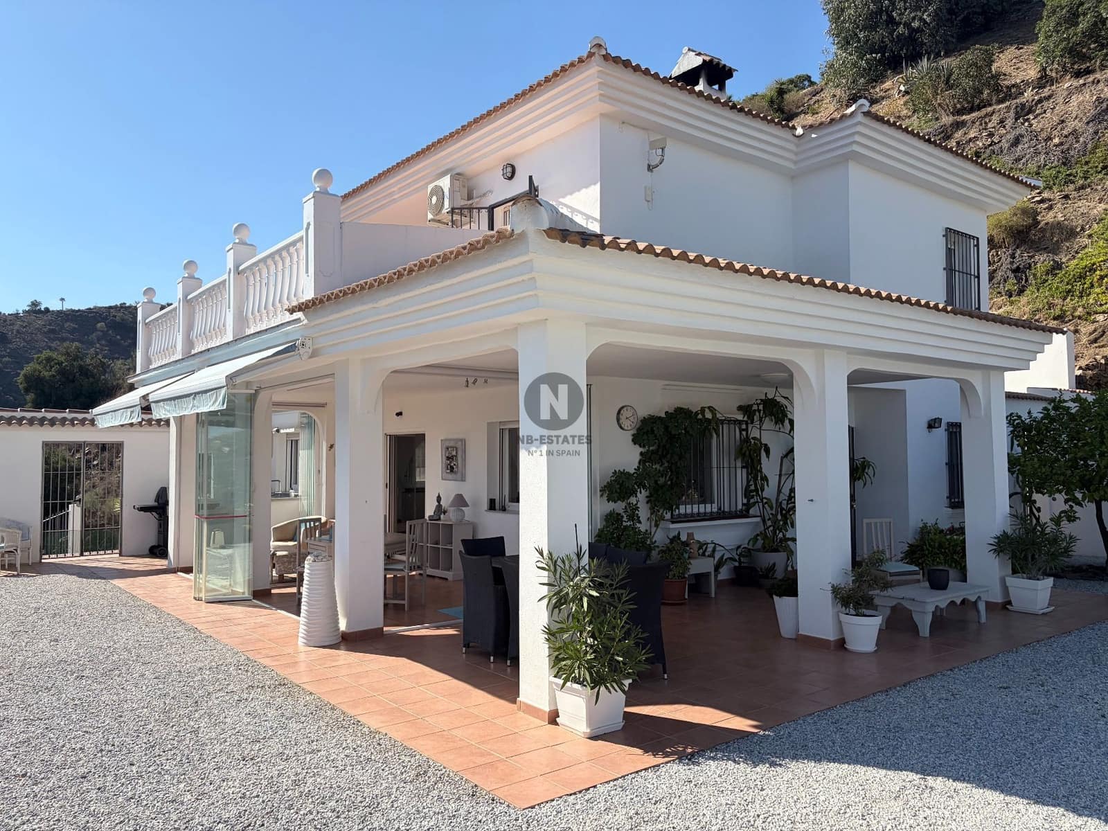 3 slaapkamer Villa te koop in Sayalonga met zwembad - € 875.000 (Ref: 10160445)