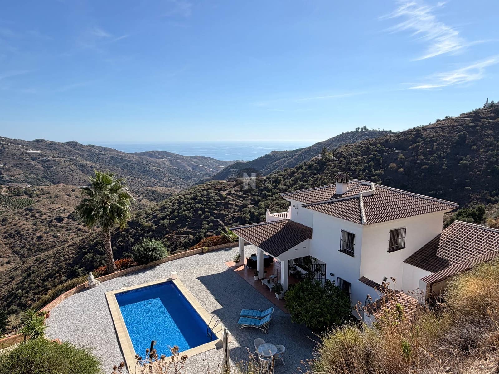 3 slaapkamer Villa te koop in Sayalonga met zwembad - € 875.000 (Ref: 10160445)