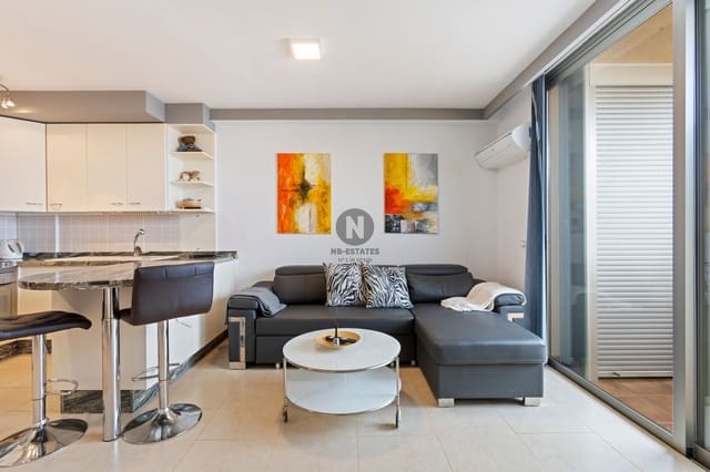 Ático de 2 habitaciones en Palm-Mar, Arona en venta con piscina garaje - 435.000 € (Ref: 10167890)