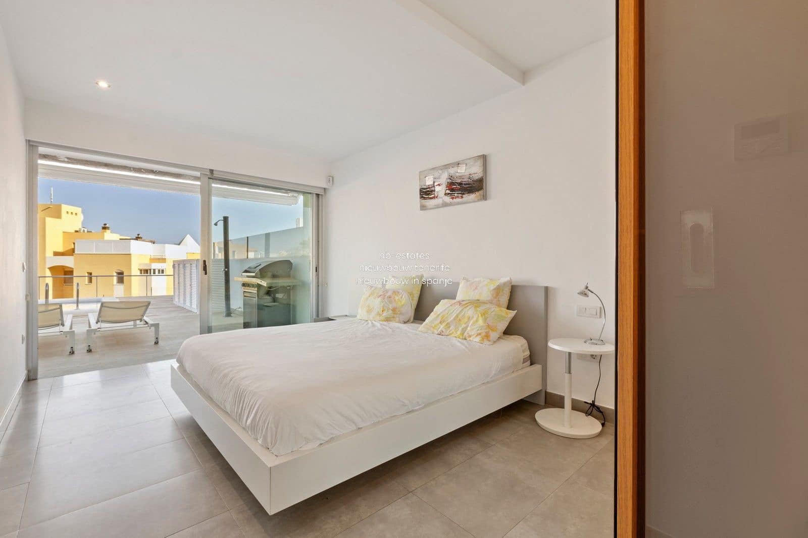 2 soveværelse Lejlighed til salg i La Caleta Adeje med swimmingpool garage - € 1.250.000 (Ref: 7138257)