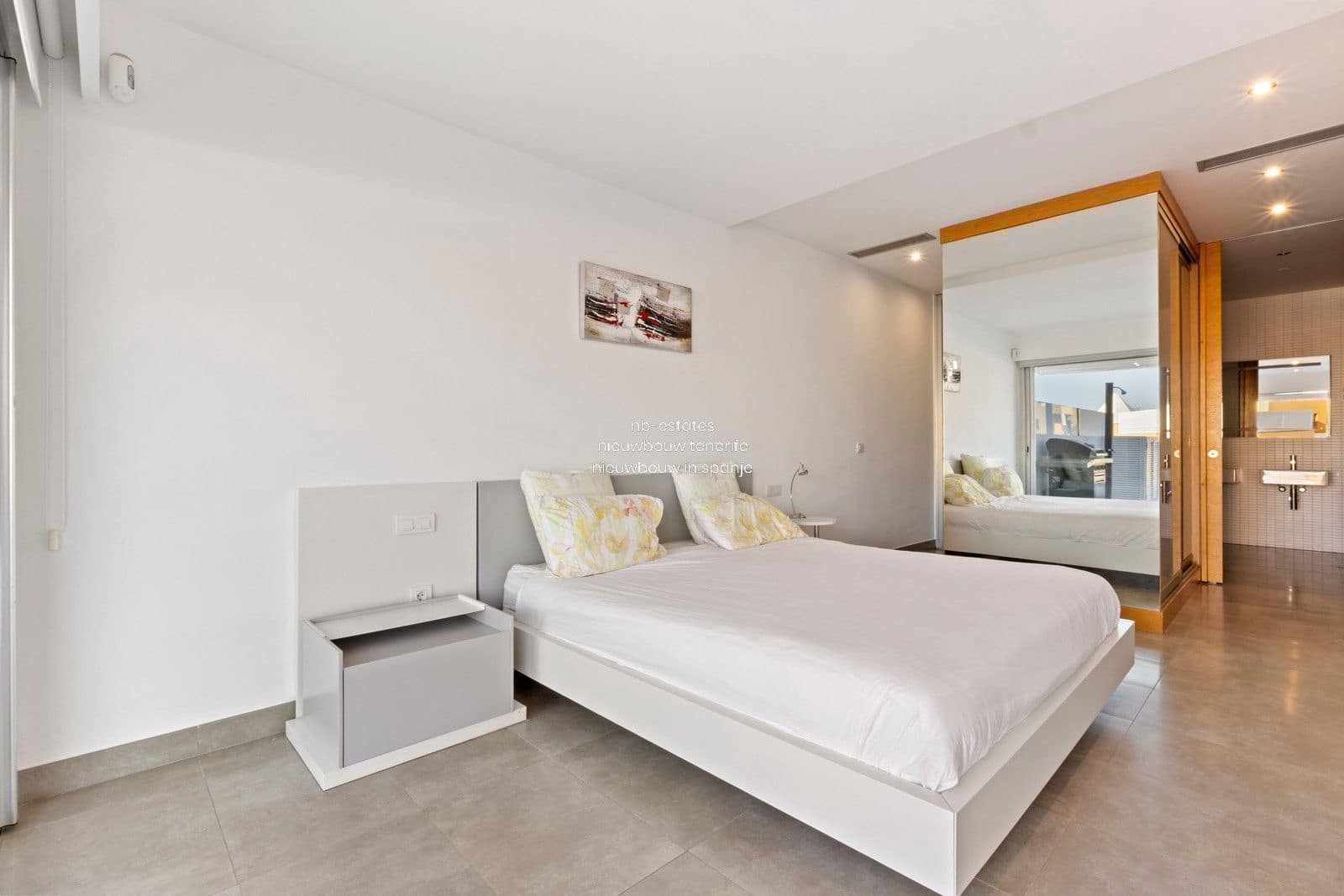 2 soveværelse Lejlighed til salg i La Caleta Adeje med swimmingpool garage - € 1.250.000 (Ref: 7138257)