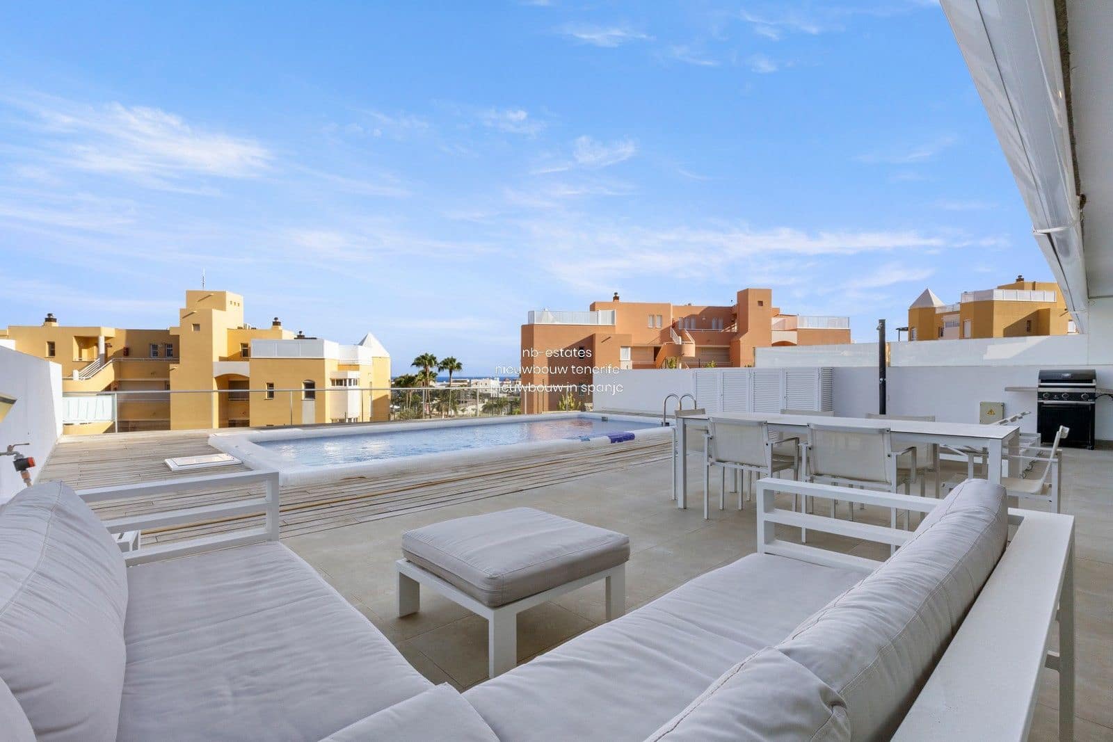 2 soveværelse Lejlighed til salg i La Caleta Adeje med swimmingpool garage - € 1.295.000 (Ref: 7138257)
