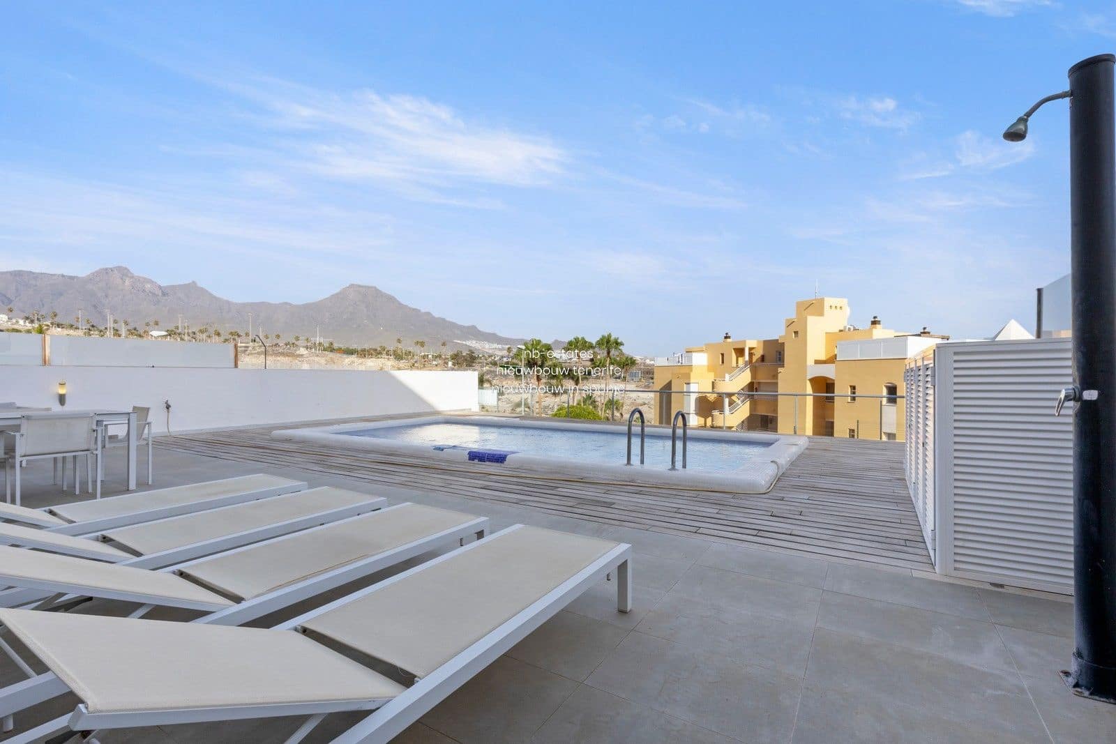 2 soveværelse Lejlighed til salg i La Caleta Adeje med swimmingpool garage - € 1.250.000 (Ref: 7138257)