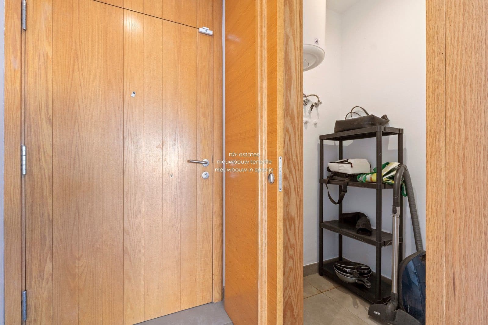 2 soveværelse Lejlighed til salg i La Caleta Adeje med swimmingpool garage - € 1.250.000 (Ref: 7138257)