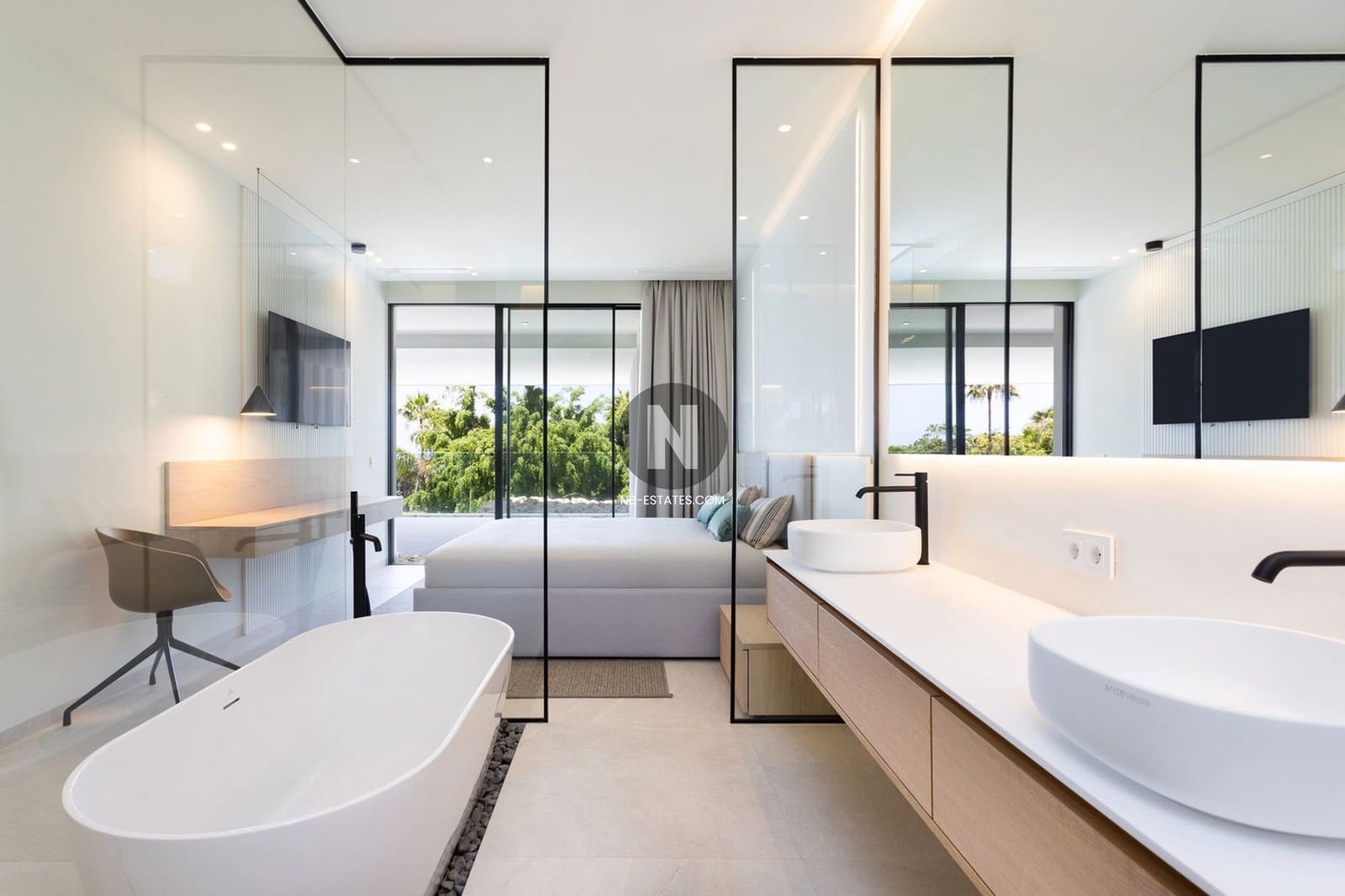 4 bedroom Villa for sale in Costa Adeje with pool - € 4,150,000 (Ref: 7369031)