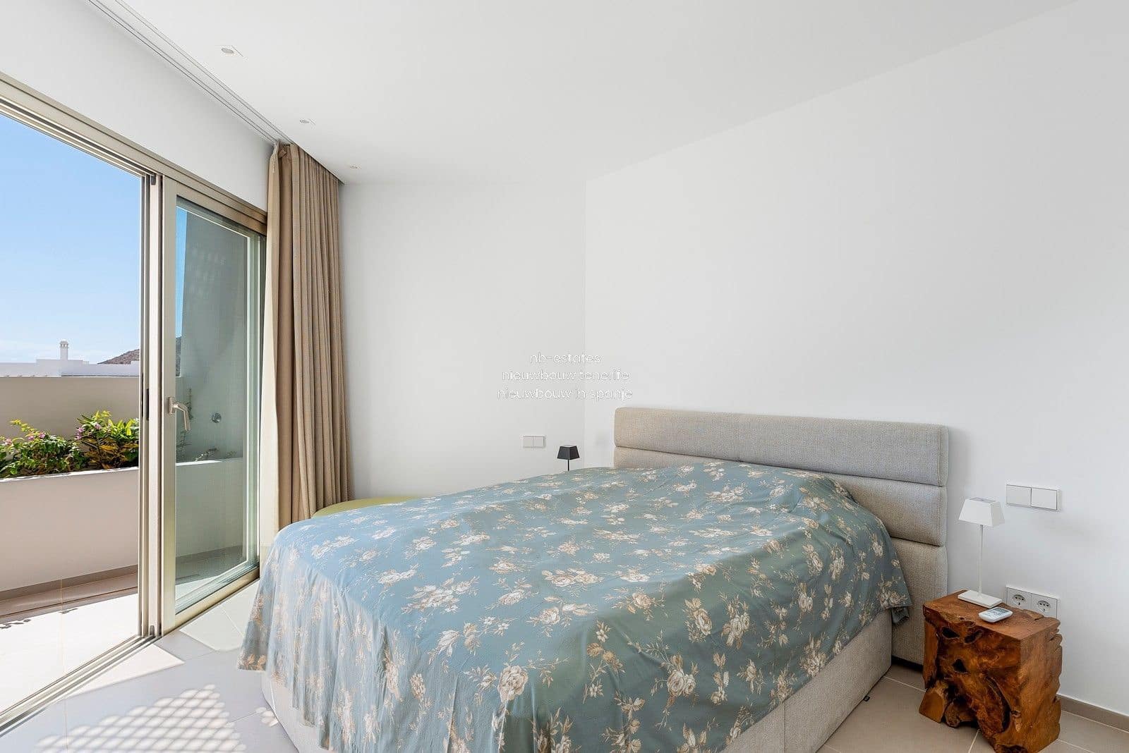 2 sypialnia Penthouse na sprzedaż w Palm-Mar z basenem garażem - 739 000 € (Ref: 7627596)