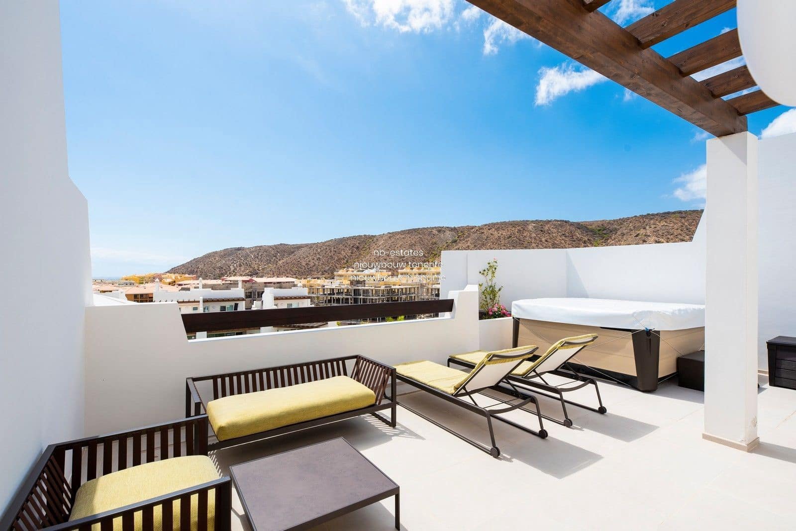 2 sypialnia Penthouse na sprzedaż w Palm-Mar z basenem garażem - 739 000 € (Ref: 7627596)