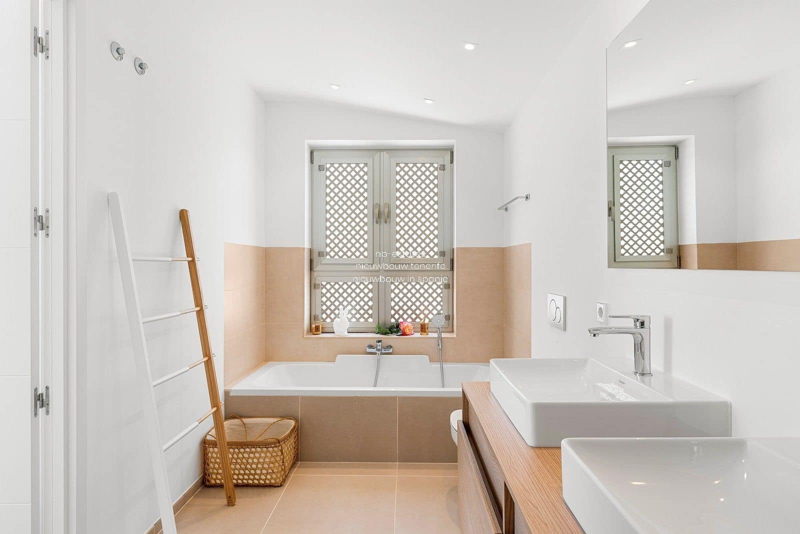 2 sypialnia Penthouse na sprzedaż w Palm-Mar z basenem garażem - 739 000 € (Ref: 7627596)