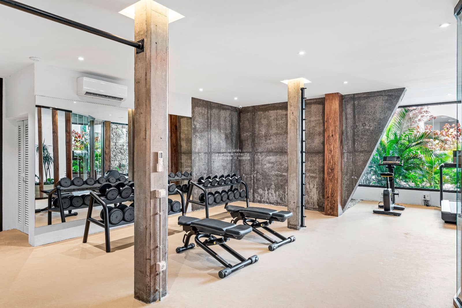 2 sypialnia Penthouse na sprzedaż w Palm-Mar z basenem garażem - 739 000 € (Ref: 7627596)