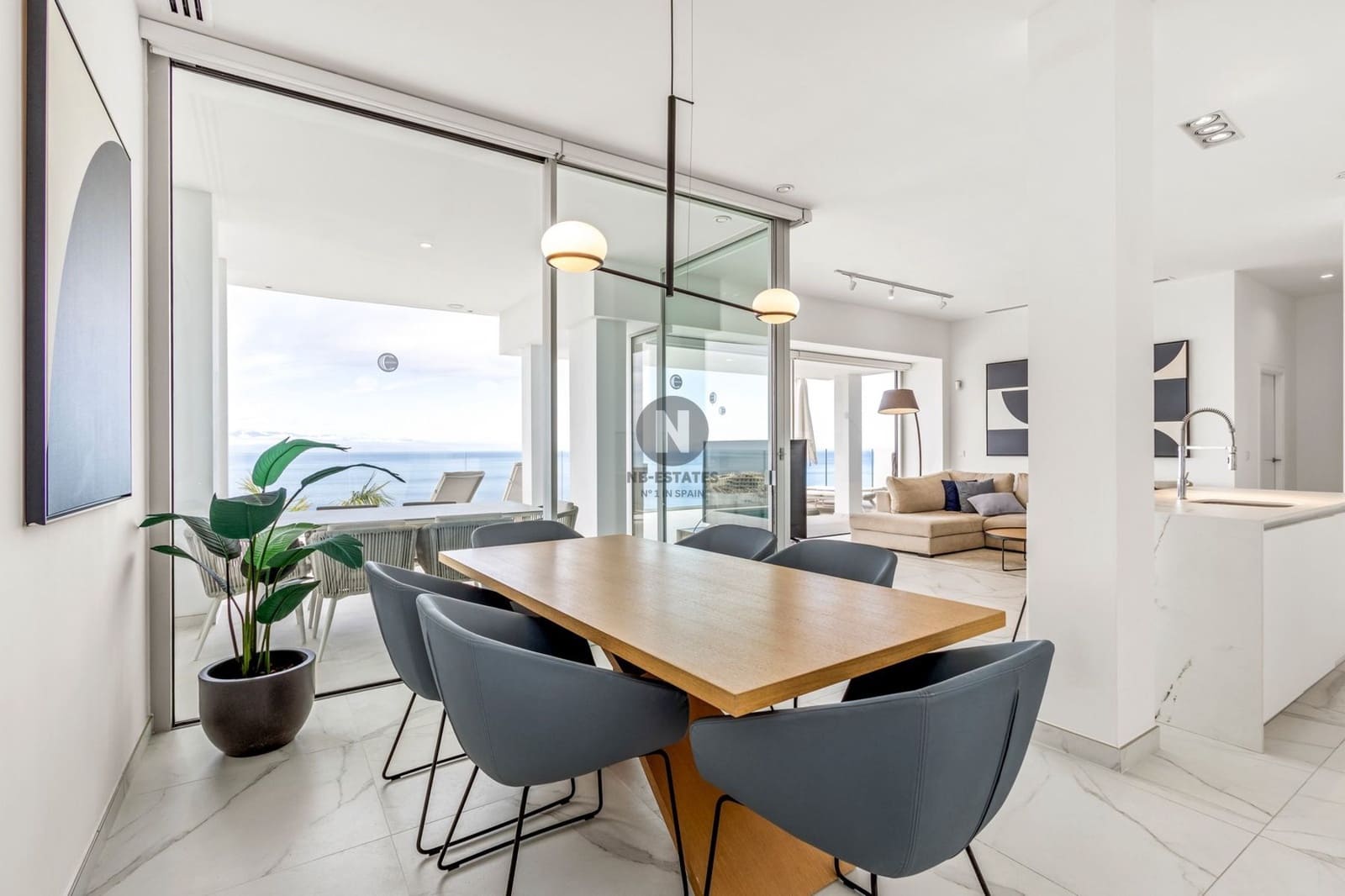 3 chambre Appartement à vendre à Los Gigantes avec piscine garage - 1 325 000 € (Ref: 8003469)